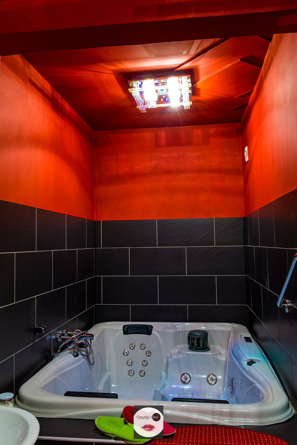 Claudias Bar - Whirlpool